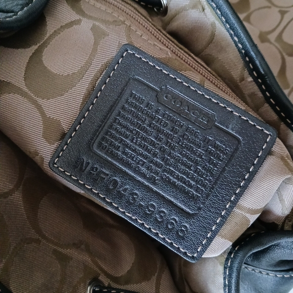 Coach Backpack Legacy 9368 Black Leather Drawstring Clasp Closure - Picture 13 of 13